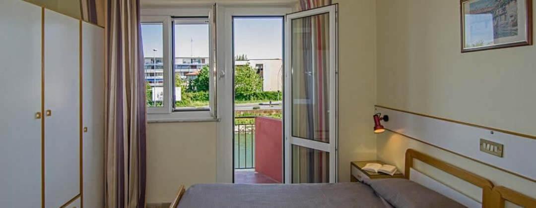 Hotel Laurin Lido di Camaiore Buitenkant foto