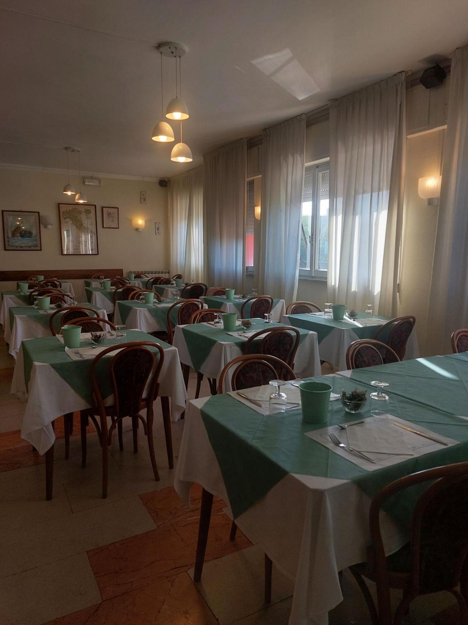 Hotel Laurin Lido di Camaiore Buitenkant foto